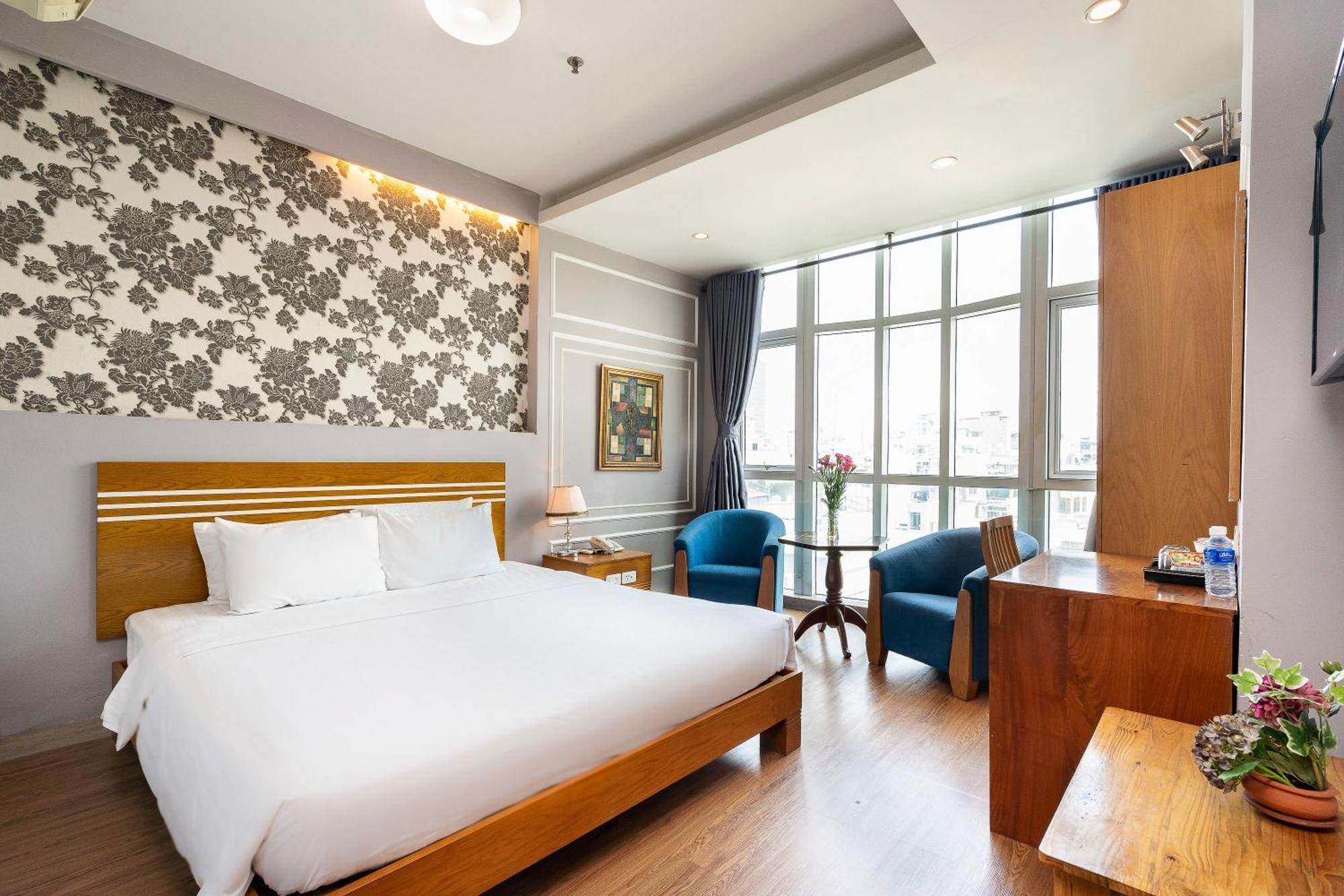 Lucky Star Hotel - Bui Vien Walking Street โฮจิมินห์ซิตี้ ภายนอก รูปภาพ